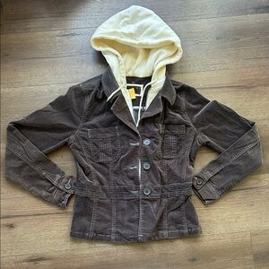 Nori Brown Jacket with Cream Hood ! Medium